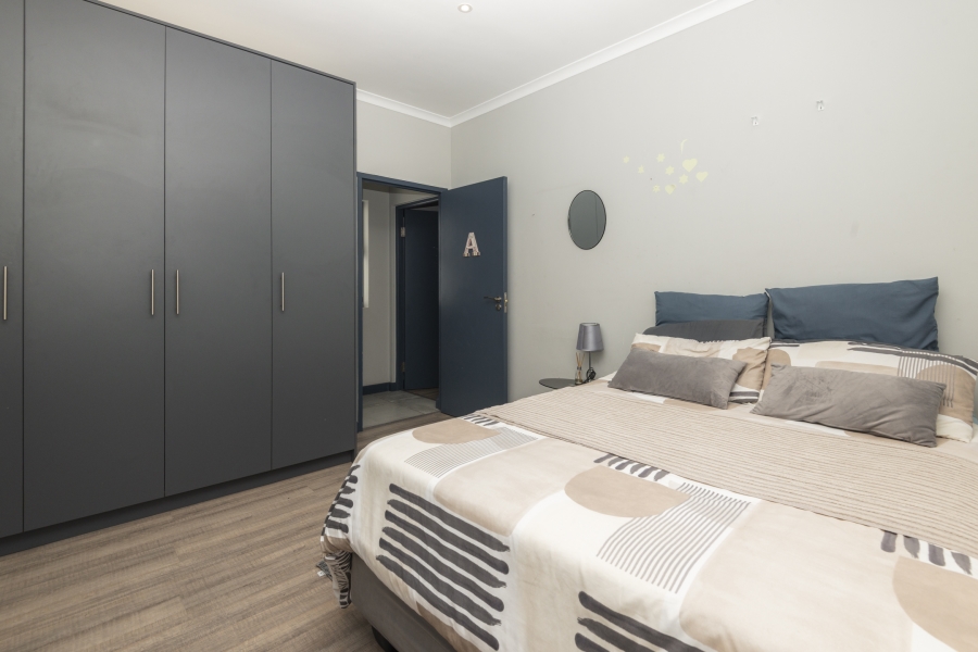 4 Bedroom Property for Sale in Country Club Western Cape